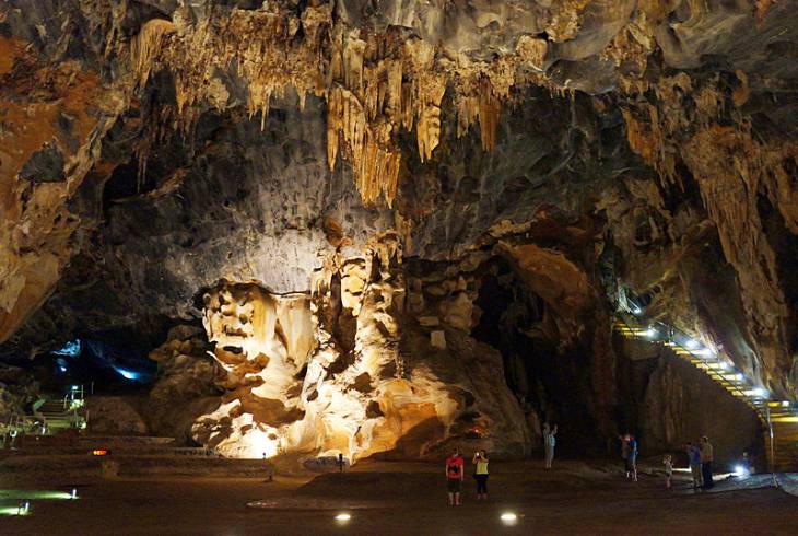 Cango Caves Information | WhereToStay.co.za